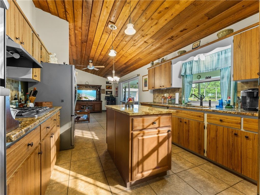 3530 3rd Place Sw, Vero Beach, FL 32968 Photo