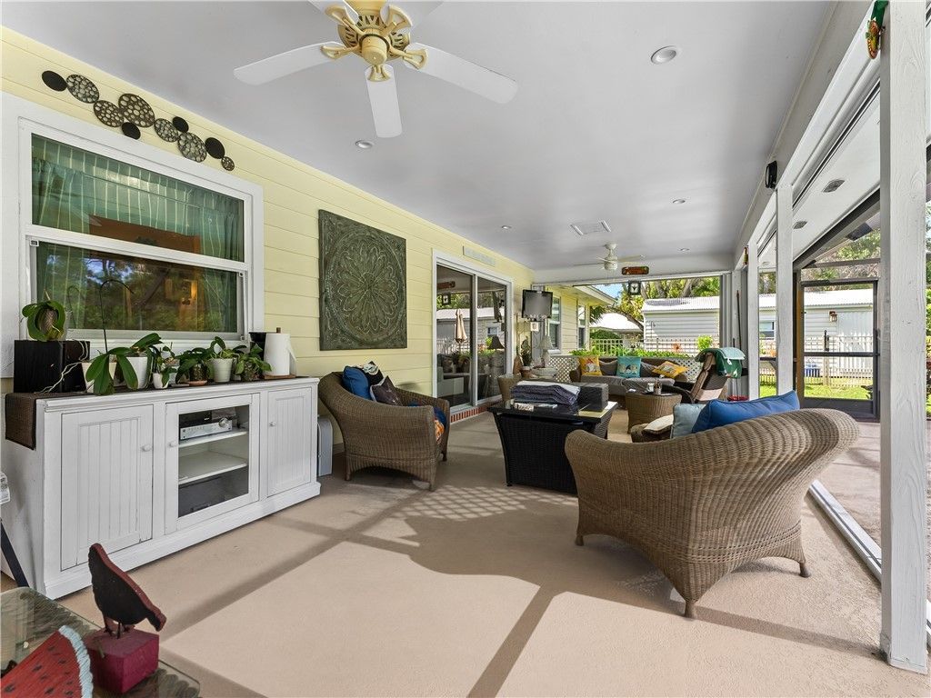 3530 3rd Place Sw, Vero Beach, FL 32968 Photo