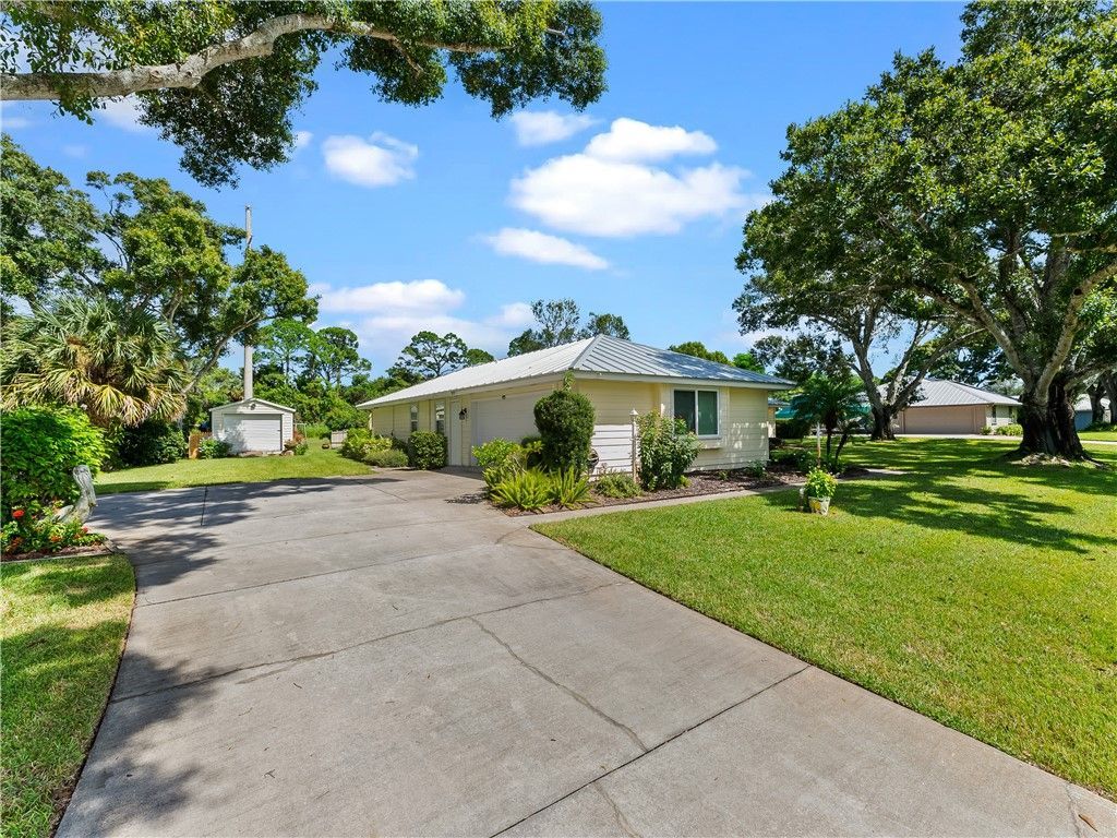 3530 3rd Place Sw, Vero Beach, FL 32968 Photo