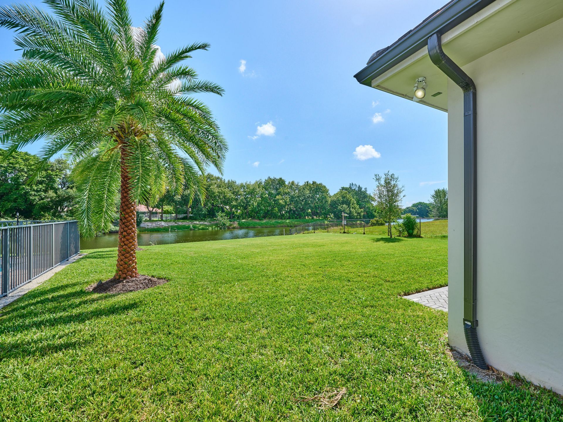2807 Gin Berry Way, West Palm Beach, FL 33401 Photo