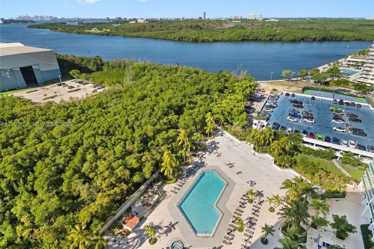 100 Bayview Dr , Unit 1919, Sunny Isles Beach, FL 33160 Photo