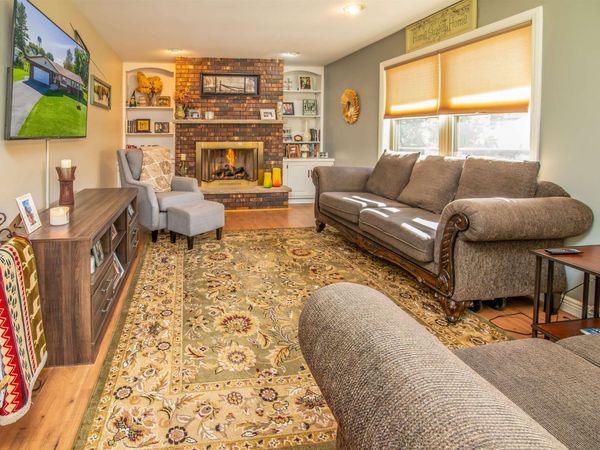 532 Santa Maria Drive, Arlington, WI 53911