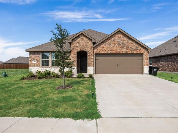 307 Warbler Way, Caddo Mills, TX 75135