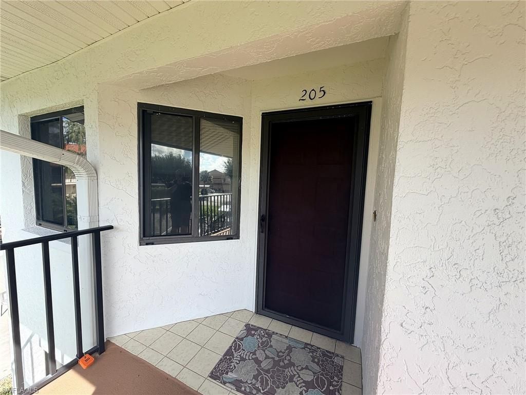 4977 Pepper Cir , Unit 205, Naples, FL 34113 Photo