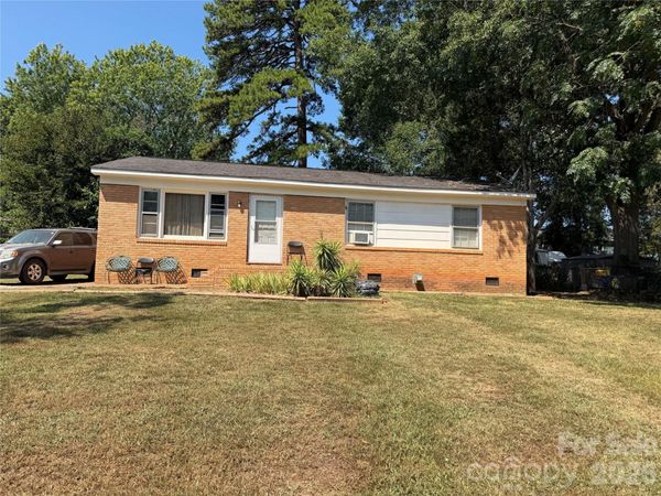 679 Winston Drive, Gastonia, NC 28052