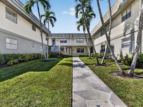 542 Monaco Way, Delray Beach, FL 33446