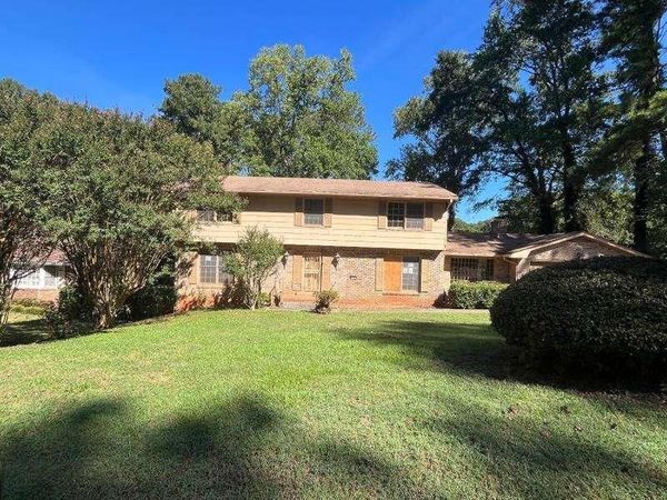 3059 Sorrento Circle , Atlanta, GA 30331