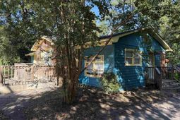 912 Hazelwood Road photo 4