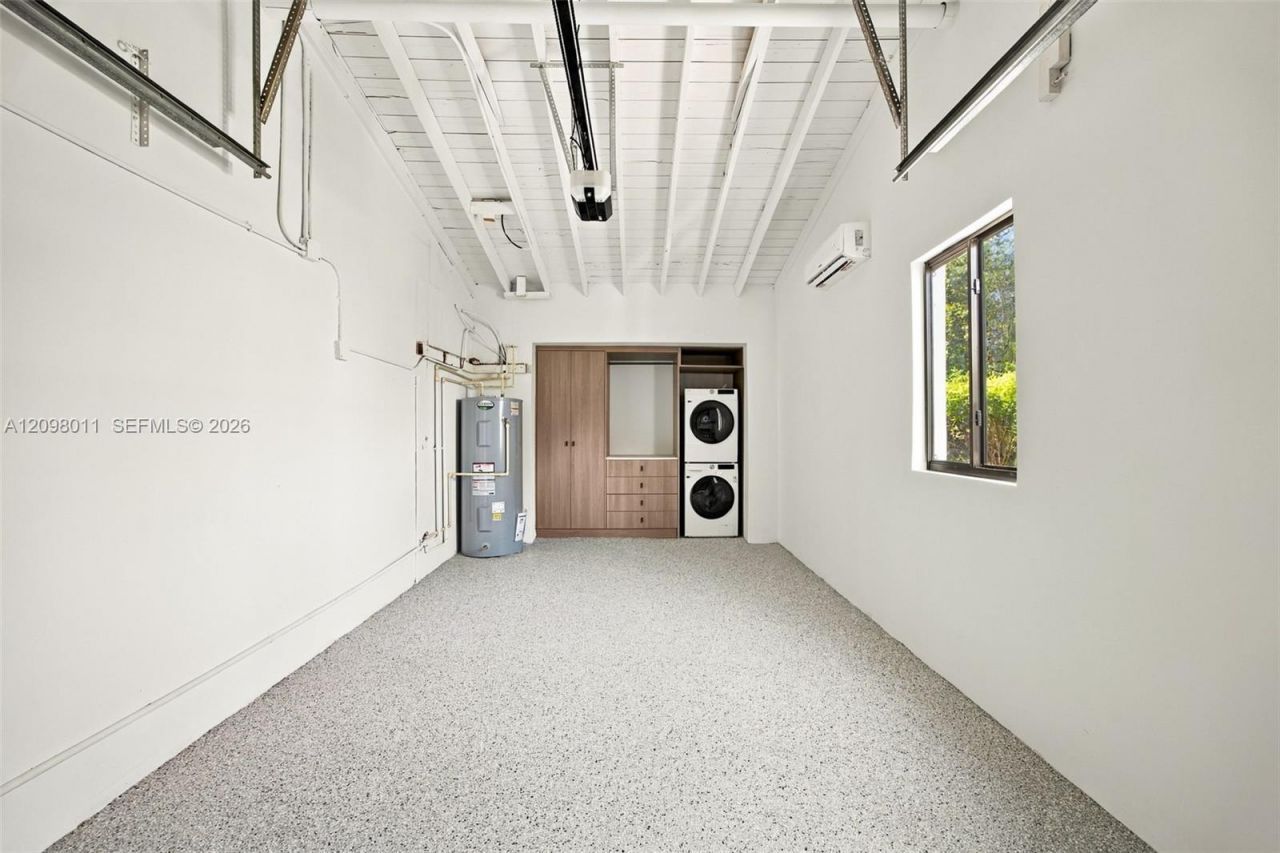 2350 SW 25th Ter , Miami, FL 33133 Photo
