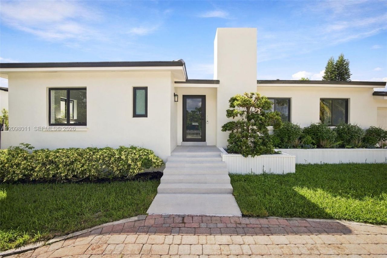 2350 SW 25th Ter , Miami, FL 33133 Photo