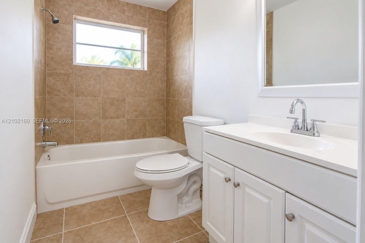 1201 NE 26th Ter, Pompano Beach, FL 33062 Photo
