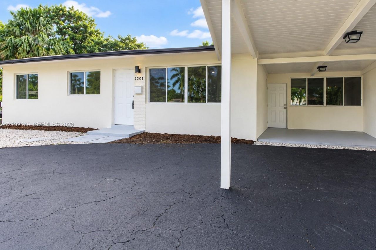 1201 NE 26th Ter, Pompano Beach, FL 33062 Photo