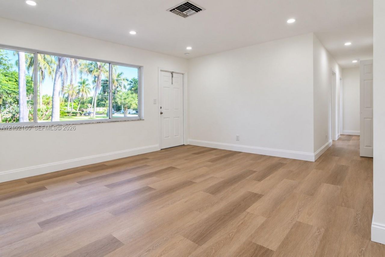 1201 NE 26th Ter, Pompano Beach, FL 33062 Photo