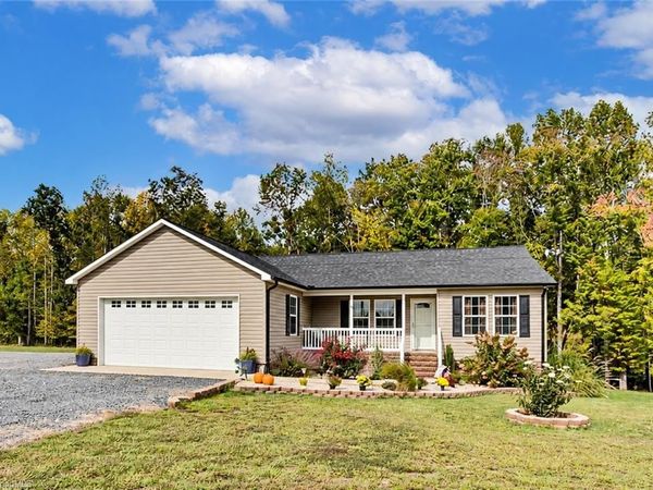 4434 New Hope Church Road , Asheboro, NC 27205