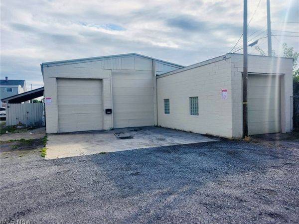 4958 Yukon Street , Canton, OH 44708