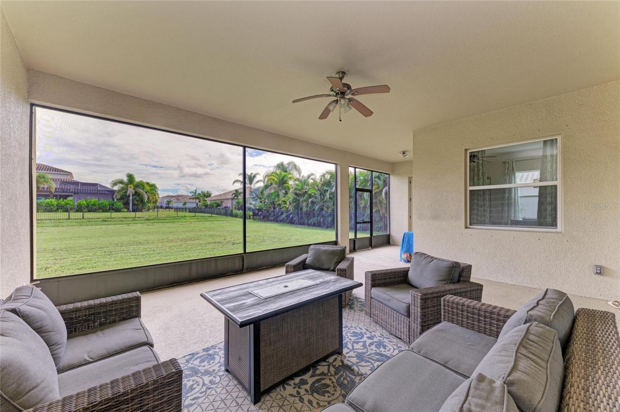 519 165th Street E, Bradenton, FL 34212 Photo