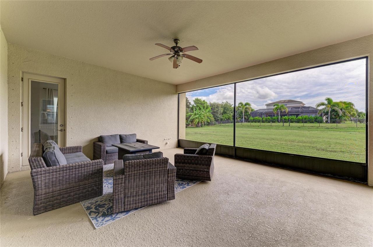 519 165th Street E, Bradenton, FL 34212 Photo