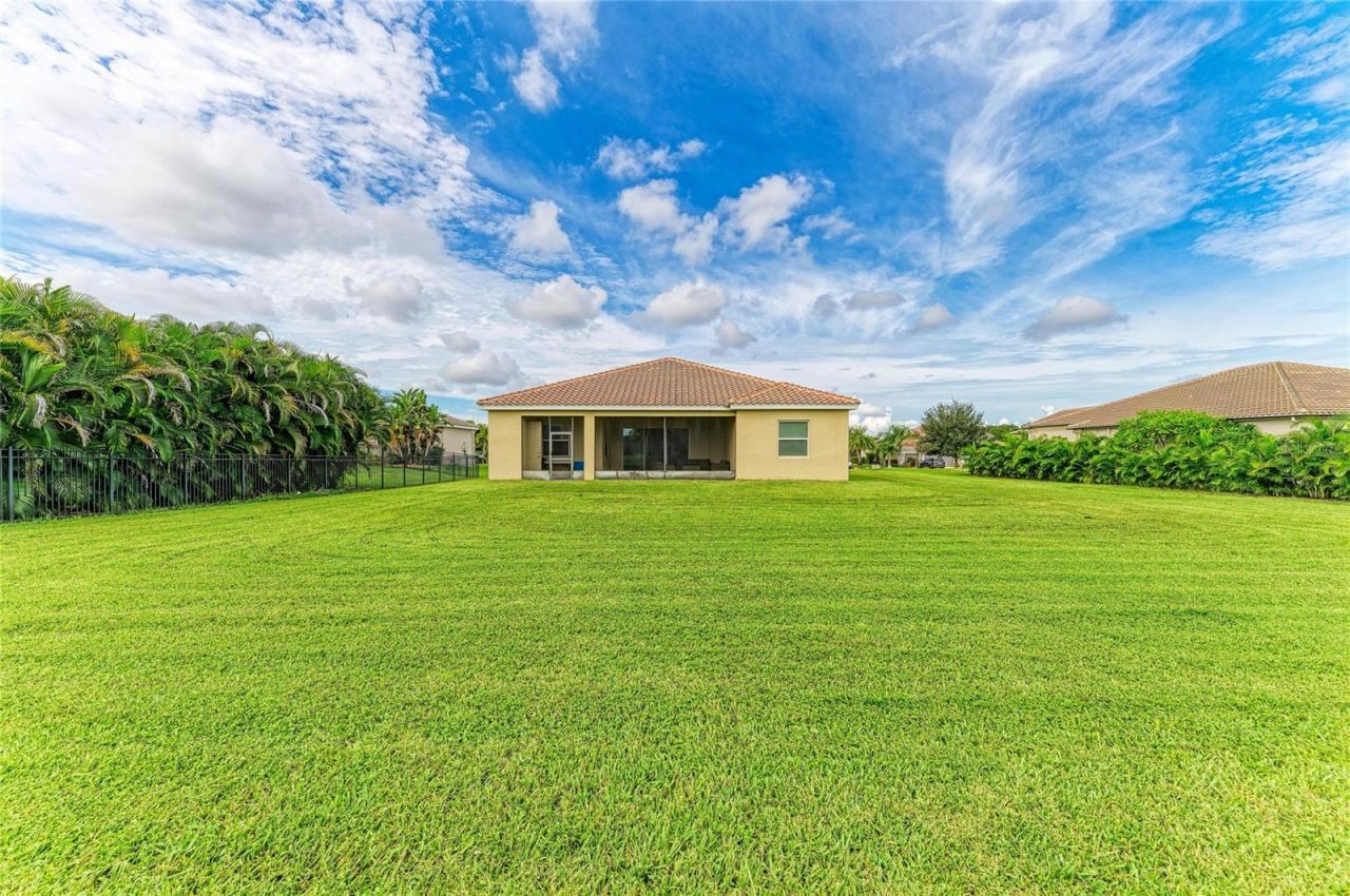 519 165th Street E, Bradenton, FL 34212 Photo