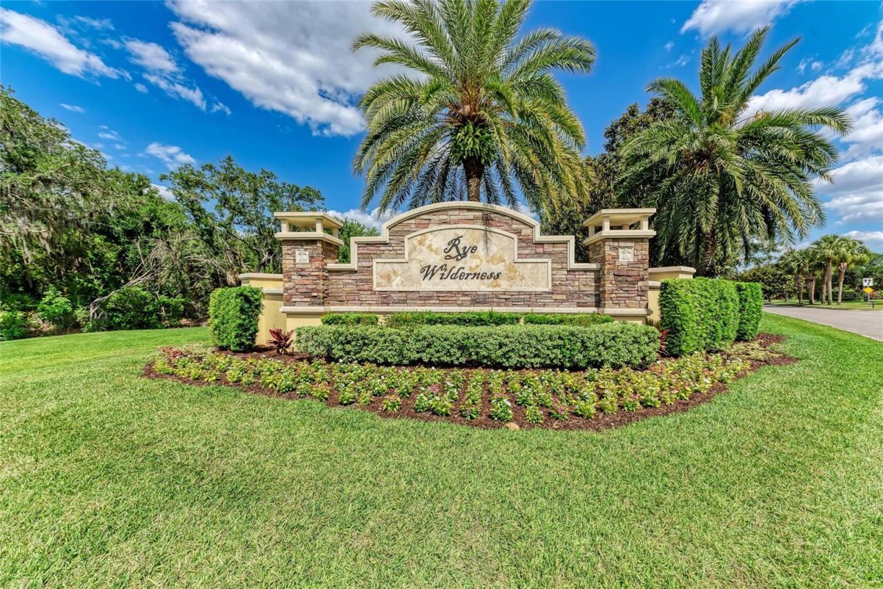 519 165th Street E, Bradenton, FL 34212 Photo