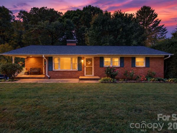 230 Rhoda Street, Canton, NC 28716