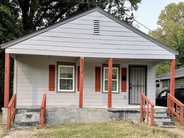 2372 HUNTER AVE, Memphis, TN 38108