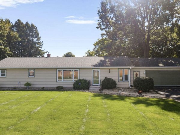 412 W 250 S , La Porte, IN 46350