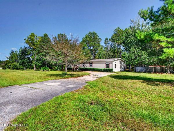 18840 Reese Drive, Saucier, MS 39574