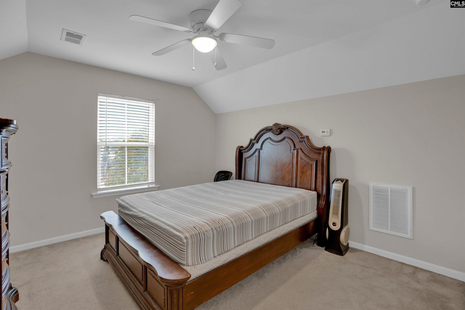 454 Glacier Way Photo 18