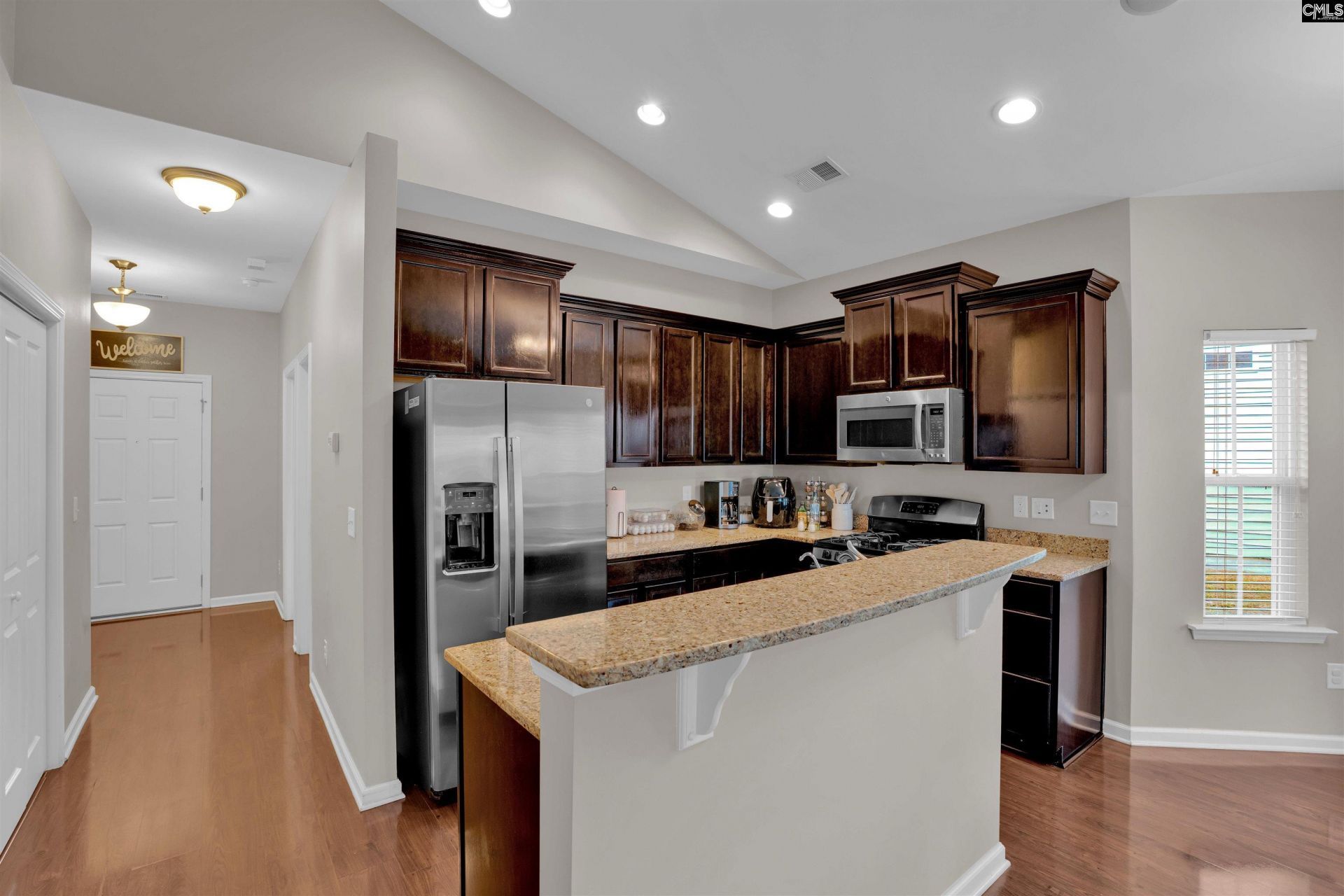 454 Glacier Way Photo 9