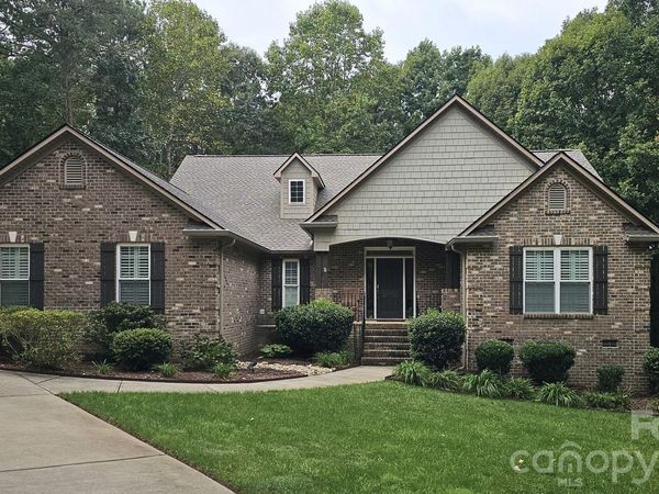 4587 Sawgrass Court, Denver, NC 28037