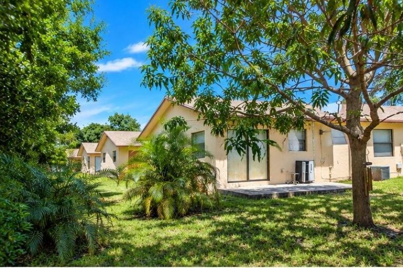 5619 Mckinley, Unit A-H, Hollywood, FL 33021 Photo