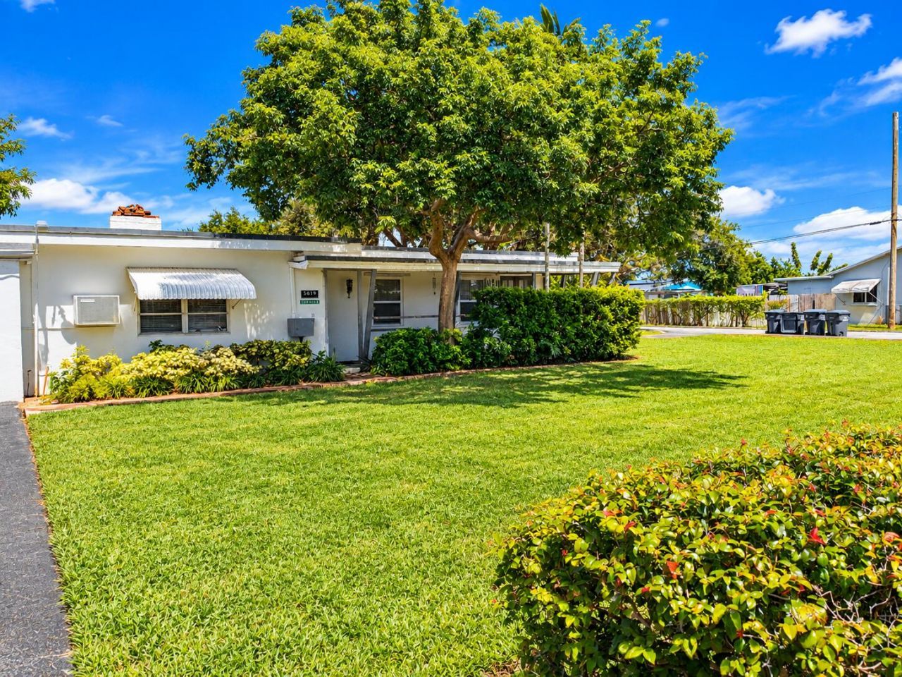 5619 Mckinley, Unit A-H, Hollywood, FL 33021 Photo
