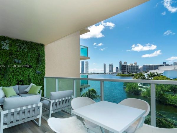 3330 NE 190 ST, Unit 516, Aventura, FL 33180