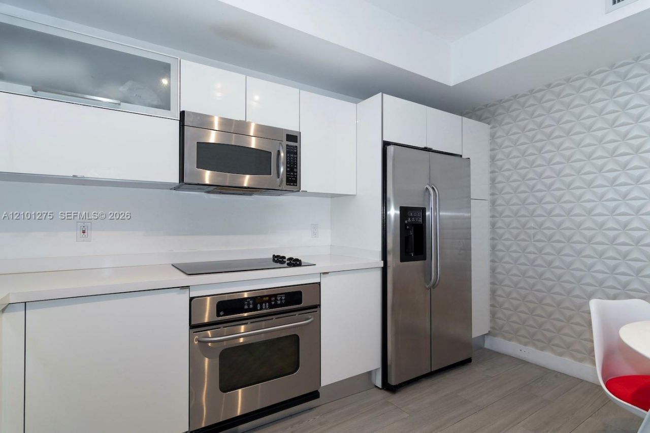 3330 NE 190 St, Unit 516, Aventura, FL 33180 Photo