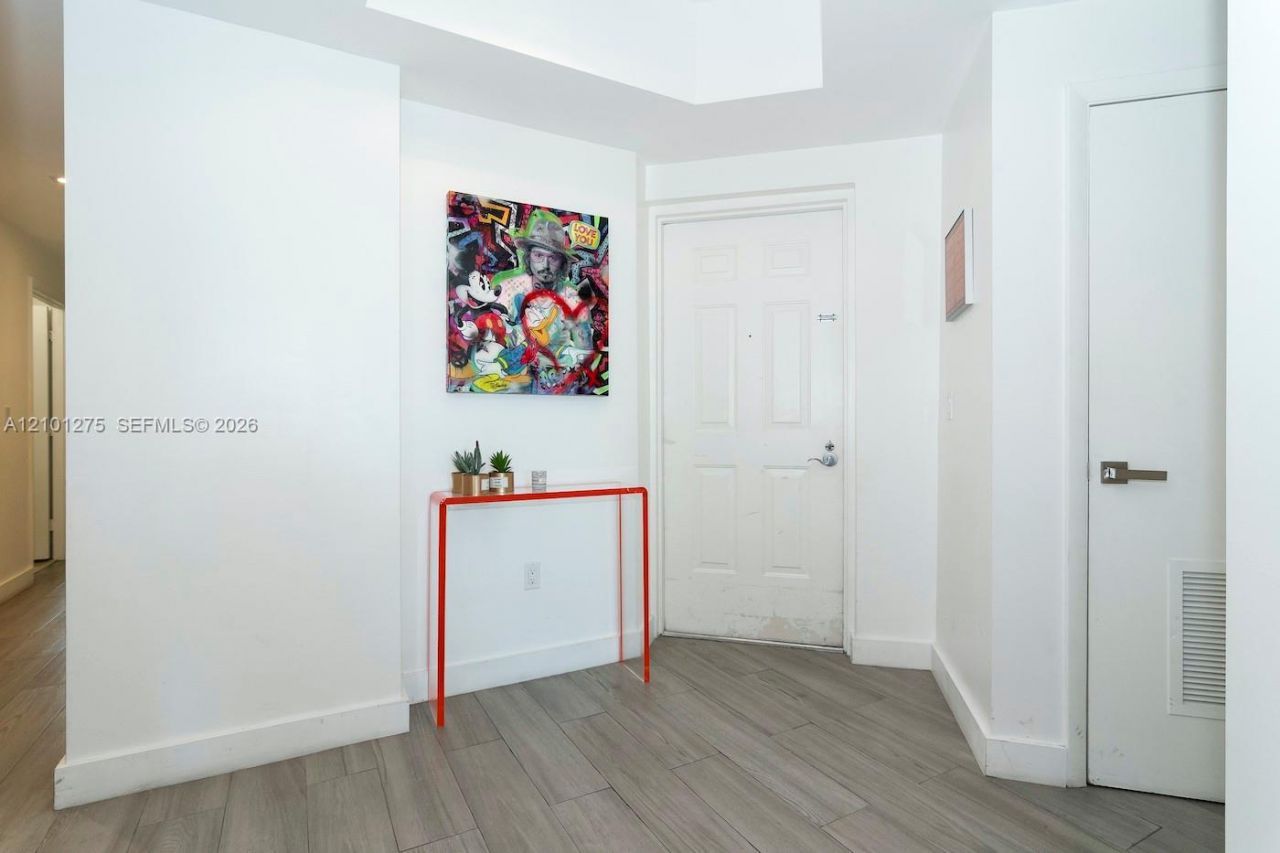 3330 NE 190 St, Unit 516, Aventura, FL 33180 Photo