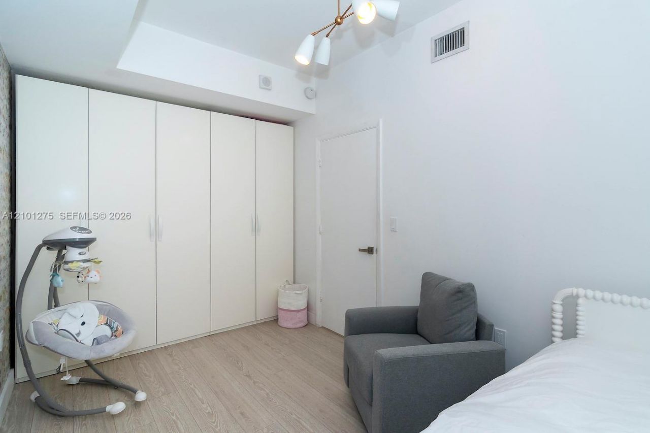 3330 NE 190 St, Unit 516, Aventura, FL 33180 Photo