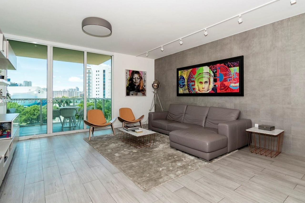 3330 NE 190 St, Unit 516, Aventura, FL 33180 Photo