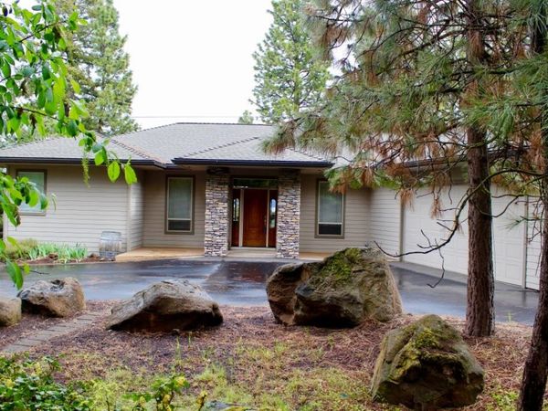 11547 Kestrel Road, Klamath Falls, OR 97601