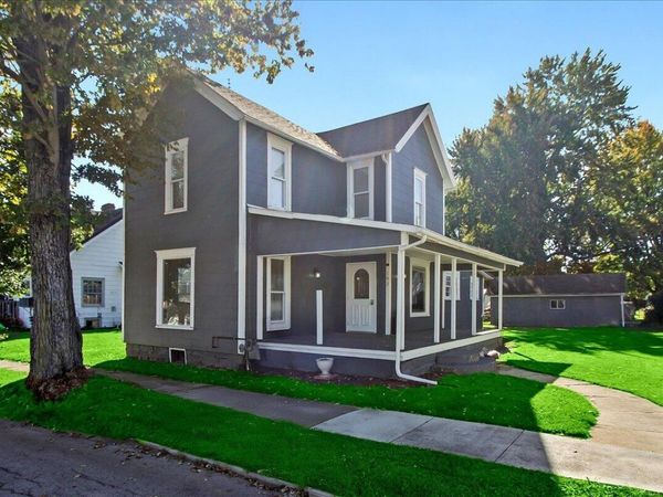 162 E Center Street, West Mansfield, OH 43358