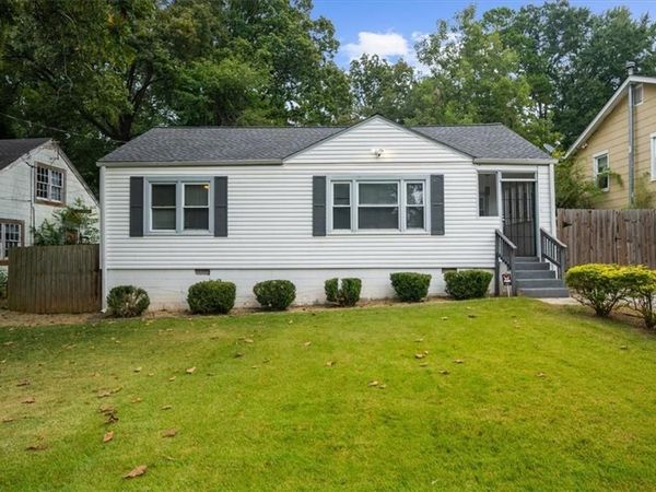 819 Woodbourne Drive SW, Atlanta, GA 30310