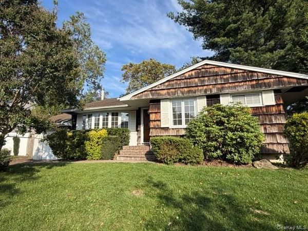 46 Alexander Drive , Syosset, NY 11791