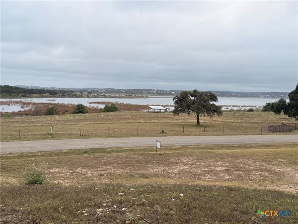 4300 Potters Creek Road , Canyon Lake, TX 78133