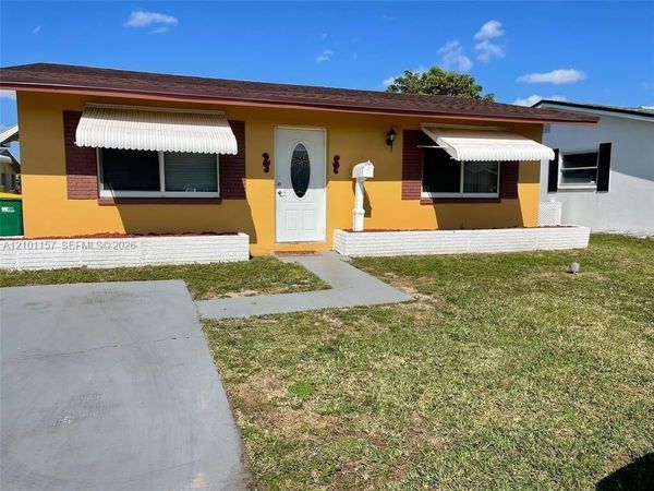 4929 NW 54th Ct , Tamarac, FL 33319