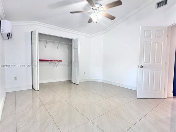 3465 NW 5th St , Unit Back, Miami, FL 33125