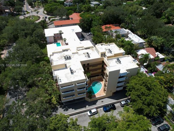 525 Coral Way , Unit 403, Coral Gables, FL 33134