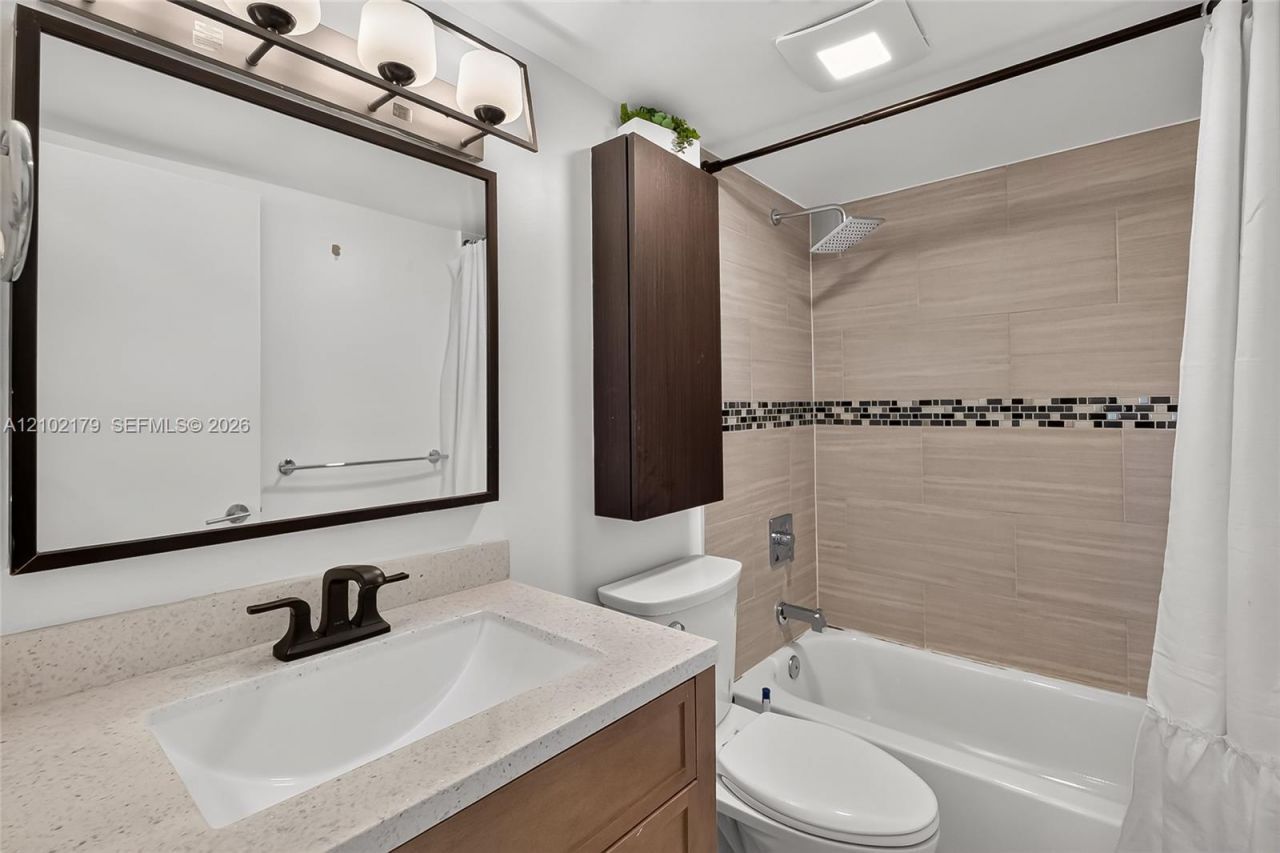 525 Coral Way , Unit 403, Coral Gables, FL 33134 Photo