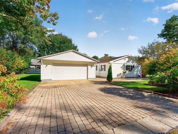 216 9th Avenue , Kingston, IL 60145