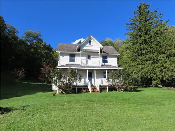 3791 N Creek Road, Palmyra, NY 14522