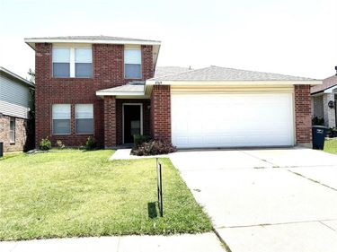8769 Polo Drive, Fort Worth, TX 76123