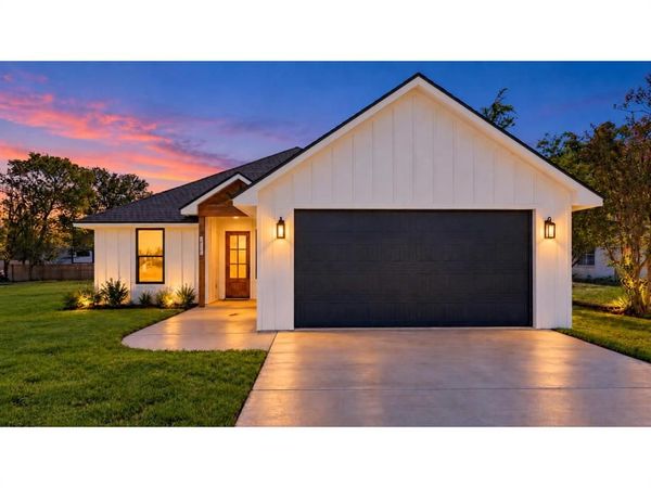 2302 Gary Lane, Waco, TX 76708